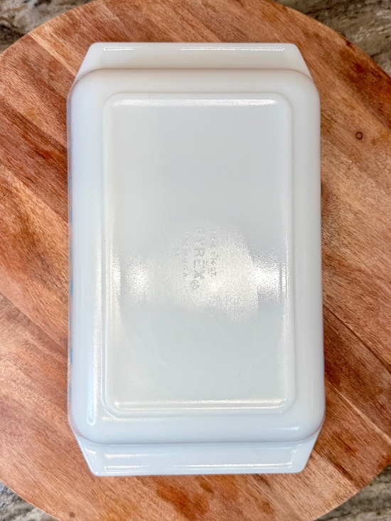 Pyrex Turquoise Snowflake on White Rectangular Casserole 548 - 1 1/4 Qt Vintage - Picture 5 of 11